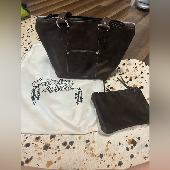 Crimson Willow handmade cowhide leather bag. With original branded tote bag. - Picture 2 of 6